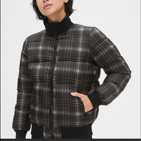 Gap Black and White Plaid Puffer Bomber Jacket.Size M - Picture 5 of 16